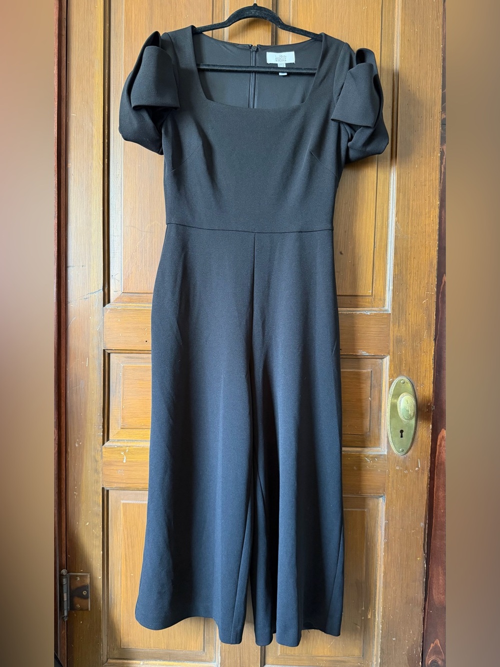Badgley Mischka Black Square-Neck Wide Leg Jumpsuit with Puff Sleeves Size 6